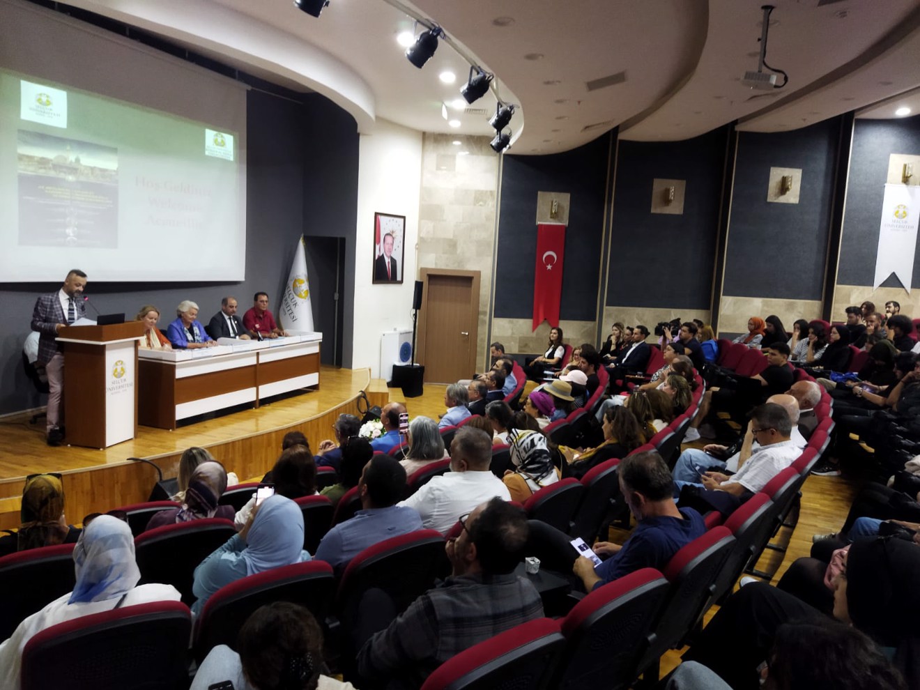 "HZ. MEVLANA'DA KADININ YERİ VE ÖNEMİ" Konulu Panel Gerçekleştirildi